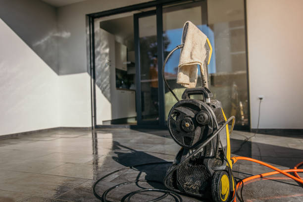 Best Solar Panel Cleaning  in Lynn, MA